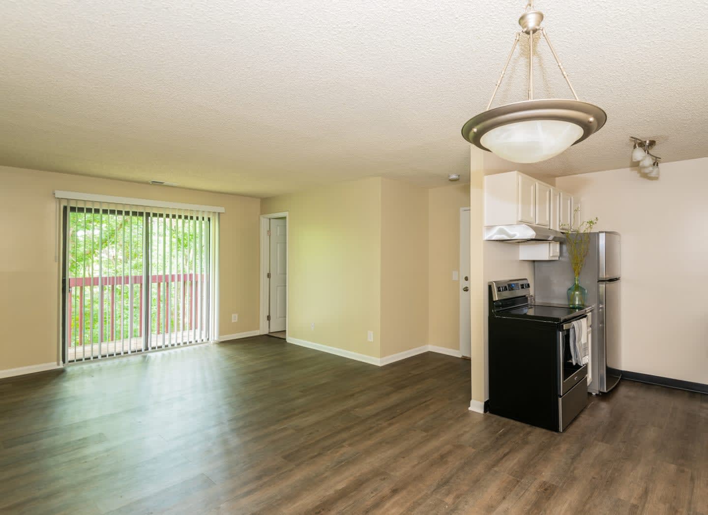 Springboro Apartments Meadow View Apartments & Townhomes